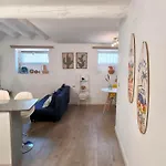 La Bodega De Reconquista Centro By Alogest * Zaragoza